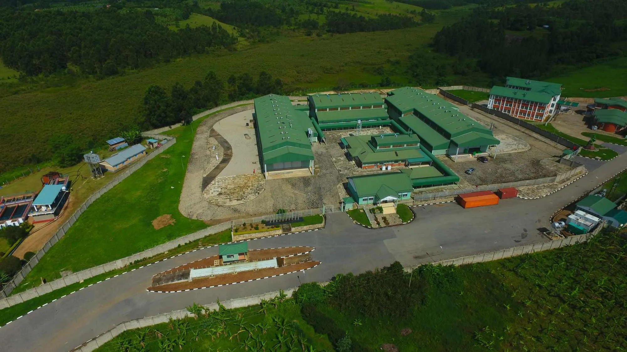 Mlango na eneo la kiwanda cha BIRDC